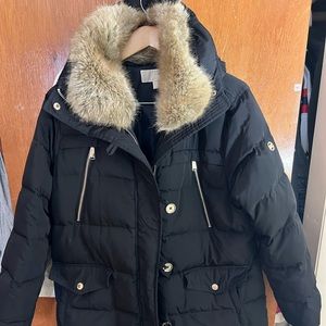 MICHAEL KORS Black Puffer Coat